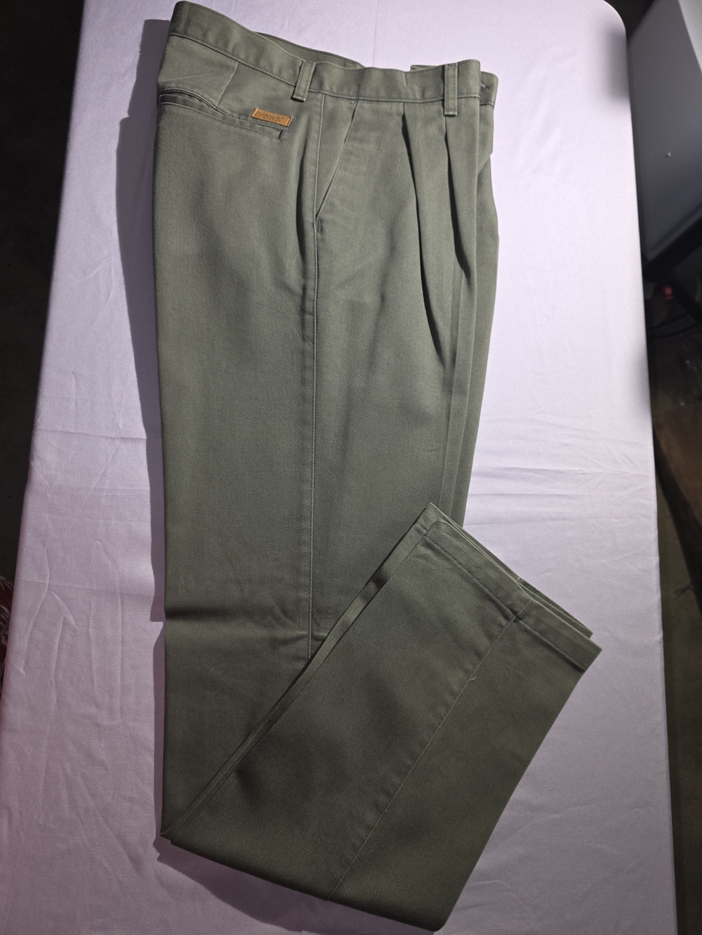 Men's Olive Green Chinos - Classic Pleated Front - 30/34 Inseam